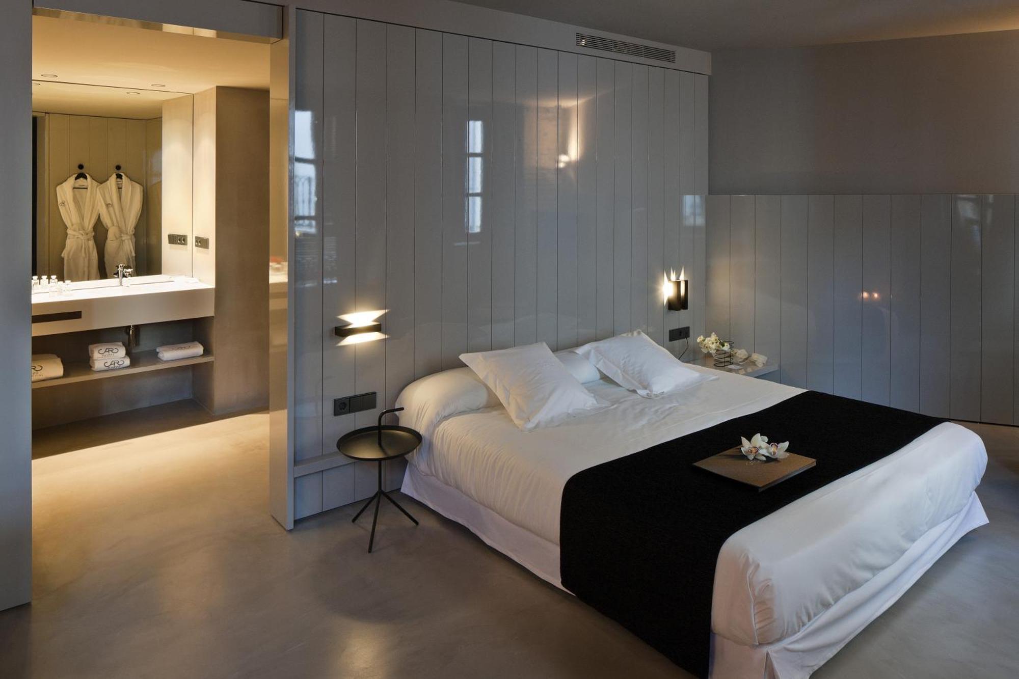 Caro Hotel Valencie Exteriér fotografie A room at the hotel
